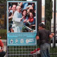 El Papa Francisco y los mercaderes del templo en México