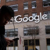 El gobierno de EU demanda a Google por monopolizar búsquedas online