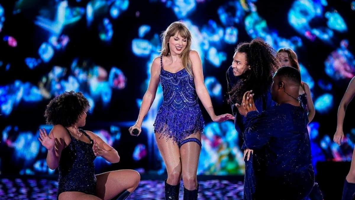 Taylor Swift durante su concierto en el Foro Sol