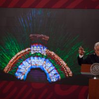 Austria fue “arrogante y prepotente” cuando se solicitó el penacho de Moctezuma: AMLO