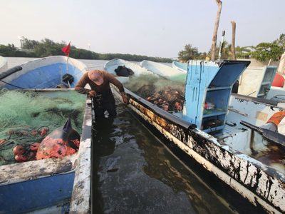 Pescadores afectados sobre derrame de Pemex en Tabasco: “Autoridades se hacen de la vista gorda”