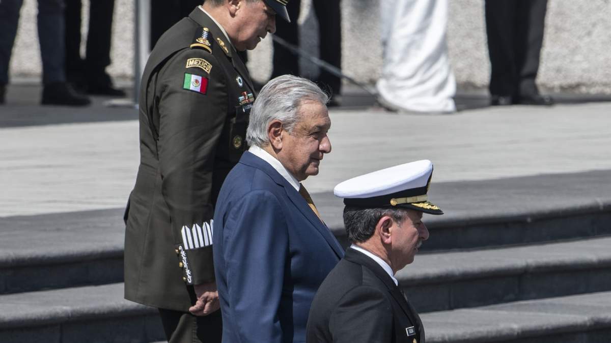 El presidente y los entonces titulares de la Sedena y la Semar.
