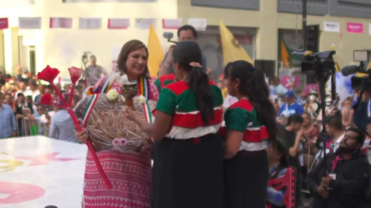 La candidata presidencial por la alianza Fuerza y Corazón por México (PRI, PAN, PRD), Xóchilt Gálvez Ruiz en Hidalgo