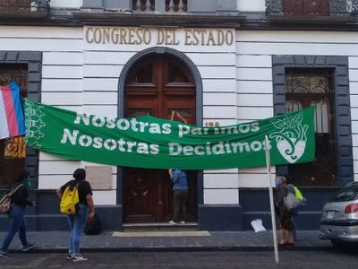 Barbosa incumple con la publicación de la Ley Agnes a un mes de su aprobación