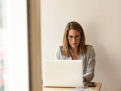Empresas ponen a prueba la jornada laboral de cuatro días o 32 horas a la semana