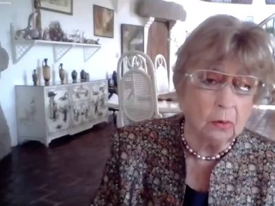 La filósofa mexicana Juliana González Valenzuela recibe el Premio Eulalio Ferrer
