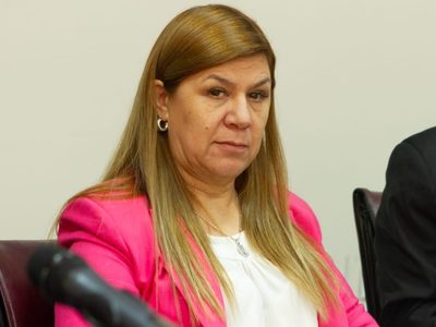 Formularán cargos a la vicegobernadora Gloria Ruiz antes de que empiece la feria judicial