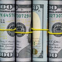 El dólar alcanzó los $1.405 en bancos