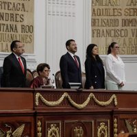 Último informe de Batres, entre alabanzas de Morena y reproches de la oposición