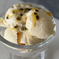 Helado de maracuyá casero: con 3 ingredientes y listo en pocos minutos para comer algo rico sin salir de casa