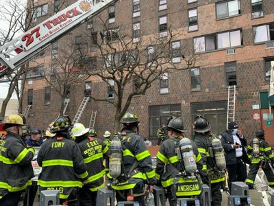Incendio en edificio de viviendas en el Bronx deja 19 muertos, entre ellos nueve niños (Video)