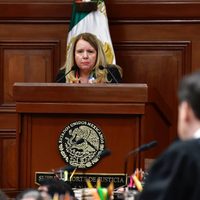 En manos de la ministra Loretta Ortiz, la controversia contra veto de AMLO en el INAI