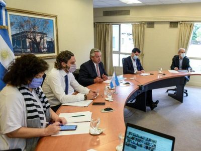Alberto Fernández pidió aplicar restricciones en todo el país por el aumento de casos