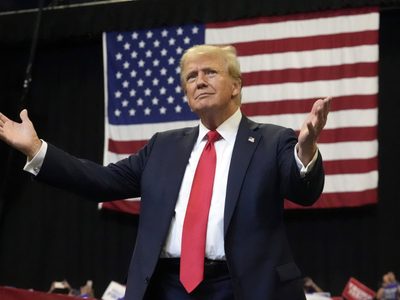 Juez del caso “Stormy Daniels” retrasa la sentencia de Trump hasta después de las elecciones