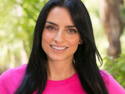 FUERTES TESTIMONIOS: Aislinn Derbez se refirió a sus fuertes crisis emocionales en su nuevo podcast