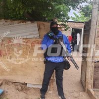 Cometió dos robos, las cámaras de seguridad lo registraron y quedó detenido