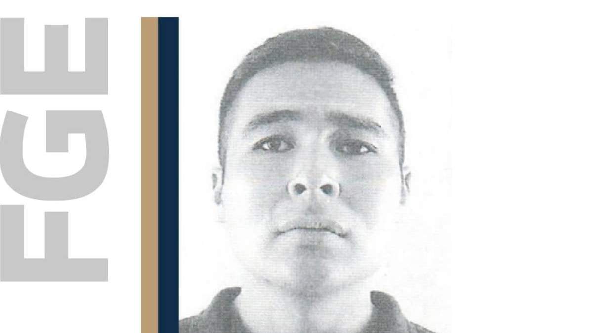 FGE de Michoacán ofrece recompensa por el policía Carlos Anaya Florencio, presunto responsable de homicidio calificado y lesiones