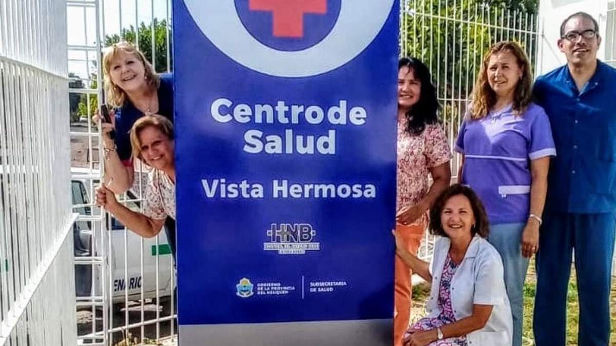 Personal del Centro de Salud en Vista Hermosa. Fuente: (Facebook)