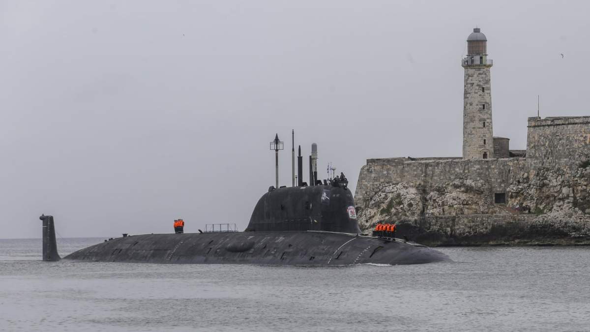 El submarino nuclear ruso Kazán llega al puerto de La Habana, Cuba