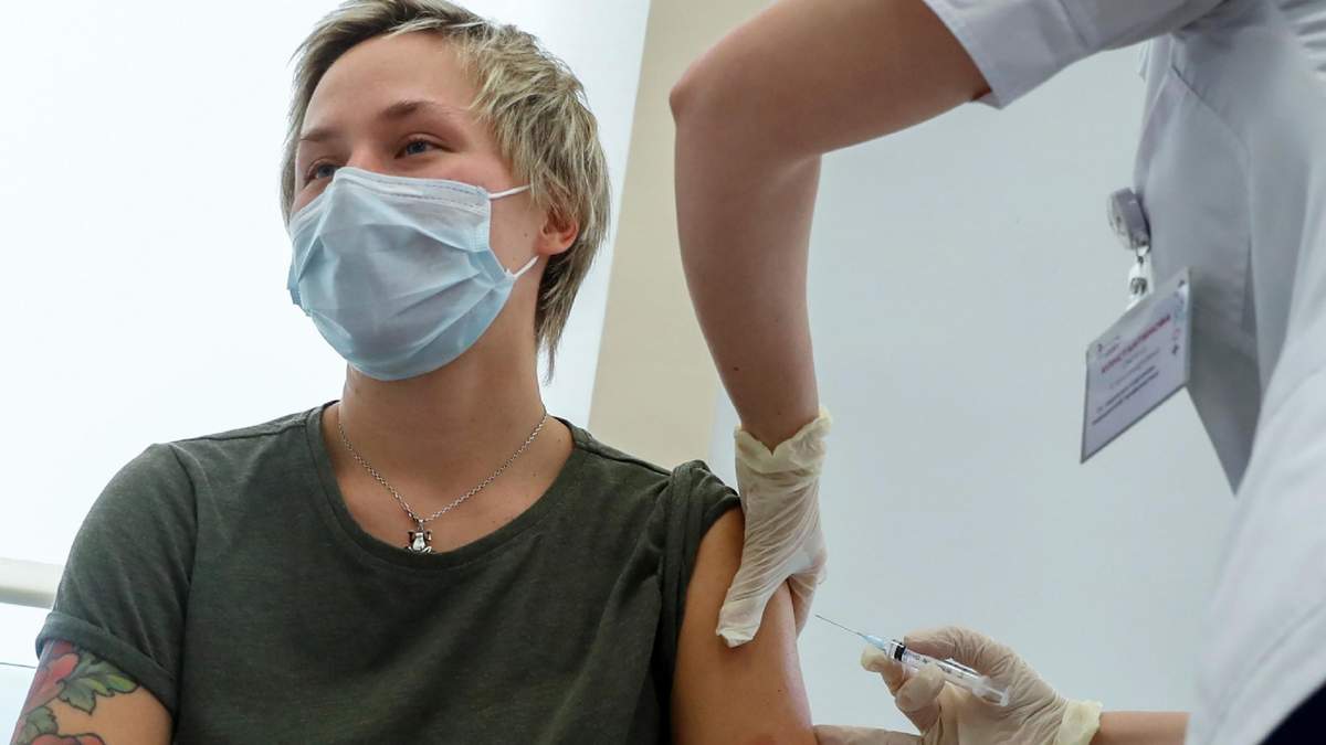 Campaña de vacunación contra el coronavirus. Fuente: (Twitter)