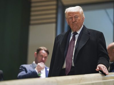 Trump dice que la tregua continúa a pedido de Pakistán