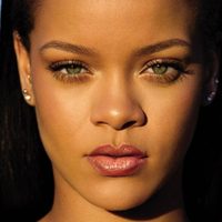 "¡Fue su idea!": Rihanna hace historia al mostrarse como nunca antes