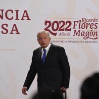 “Como se dice en el béisbol, los voy a estar fildeando”, dijo AMLO a los legisladores de oposición