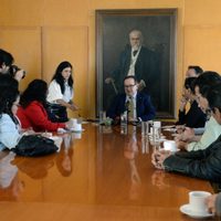 Lomelí solicita reunirse con AMLO; descarta actos masivos de aspirantes presidenciales en la UNAM