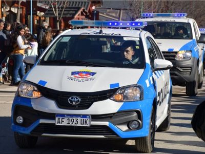 Detuvieron a presuntos ladrones de automóviles en dos allanamientos en Neuquén
