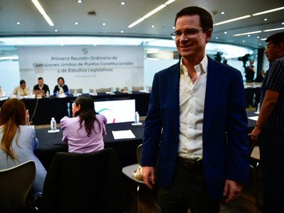 Ricardo Anaya denuncia acoso y “propuestas corruptoras” a senadores de oposición