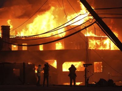 Declaran incendio en Hollywood Hills y otros fuegos arden sin control en la zona de Los Ángeles