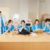 Si te gustan las historias humanas y el drama médico, “Manual para residentes” es lo que tenés que ver
