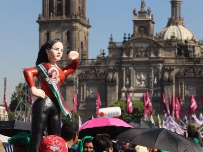 Sheinbaum encabeza Asamblea sobre aranceles de Trump a México
