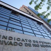Petroleros privados lograron un acuerdo salarial con aumentos por encima del 107 %