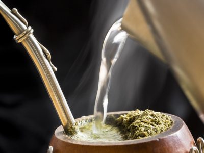 Sube la yerba: el precio mayorista fue incrementado en un 28 % por el Gobierno