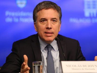 “La Argentina va a terminar con un déficit cercano a 4 puntos": Nicolás Dujovne criticó al Gobierno