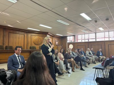 ¿Bozal legal o censura? el debate que abre Casado