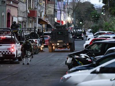 Llegan restos de “El Mencho”, líder del CJNG a forense en CDMX (Video)