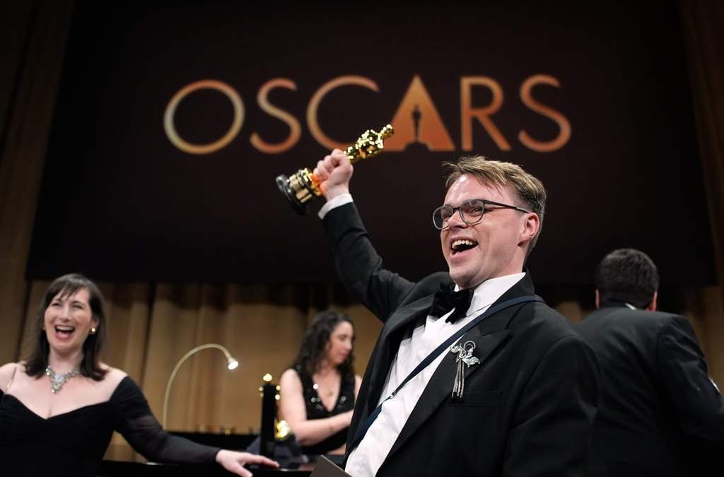 ARCHIVO - Pavel Talankin, ganador del premio al mejor documental por "Mr. Nobody against Putin", asiste al Baile de los Gobernadores tras la entrega de los Oscar el 15 de marzo de 2026 en Los Ángeles