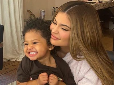 La nueva foto entre Kylie Jenner y Stormi Webster te enternecerá el corazón