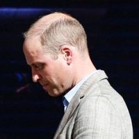 El Príncipe Carlos reza por su hijo mayor: la enfermedad que el Príncipe William ya no oculta