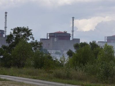 Los combates fuerzan una inédita desconexión de la central de Zaporiyia de la red eléctrica