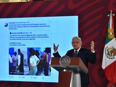“Clasistas y racistas” las críticas por la mujer que vendió Tlayudas en inauguración del AIFA: AMLO