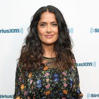 ¡La gran sensación! Conocé a la hijastra de Salma Hayek, la modelo que hace temblar a Kendall Jenner