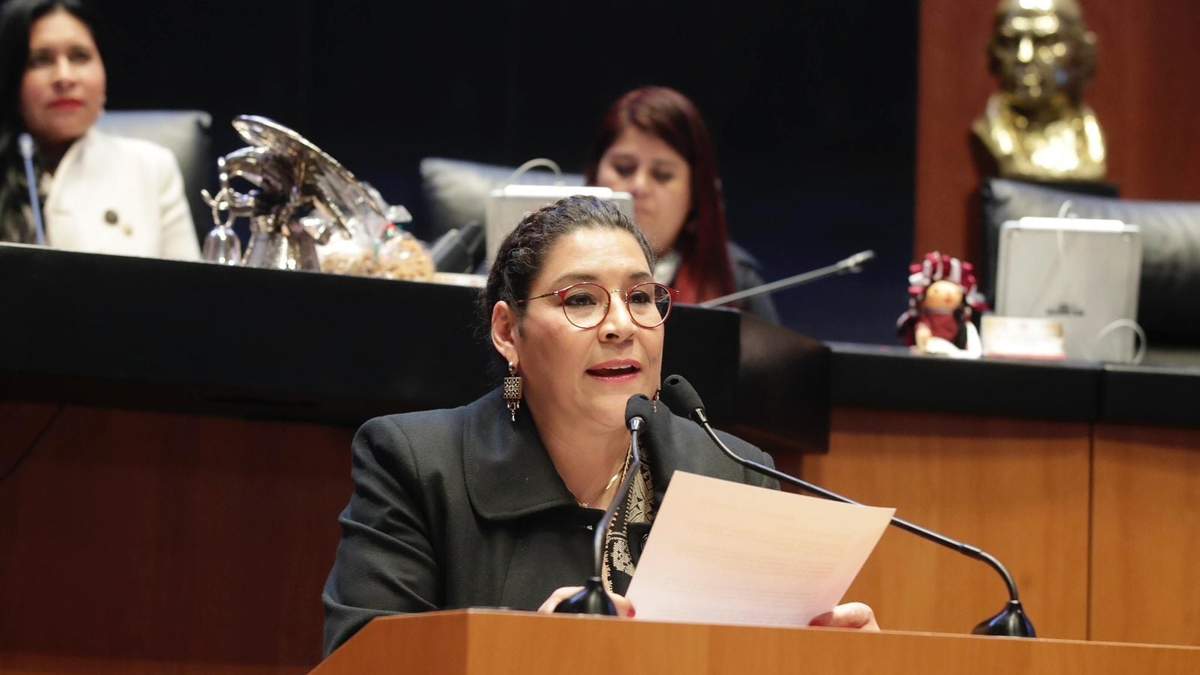 La ministra Lenia Batres Guadarrama