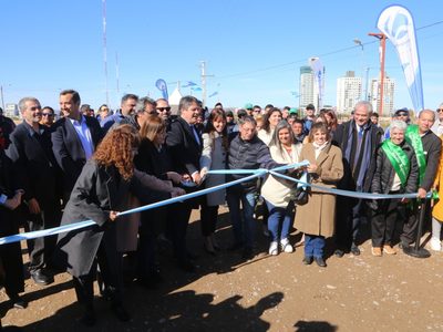 Neuquén celebró sus 120 años con la inauguración de un nuevo paseo turístico