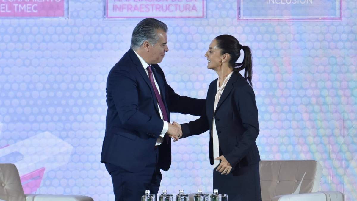 El líder del CCE y Sheinbaum