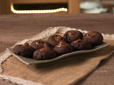 Galletitas tentaciones con corazón de chocolate: en menos de 5 minutos las tenés listas para darte un gusto