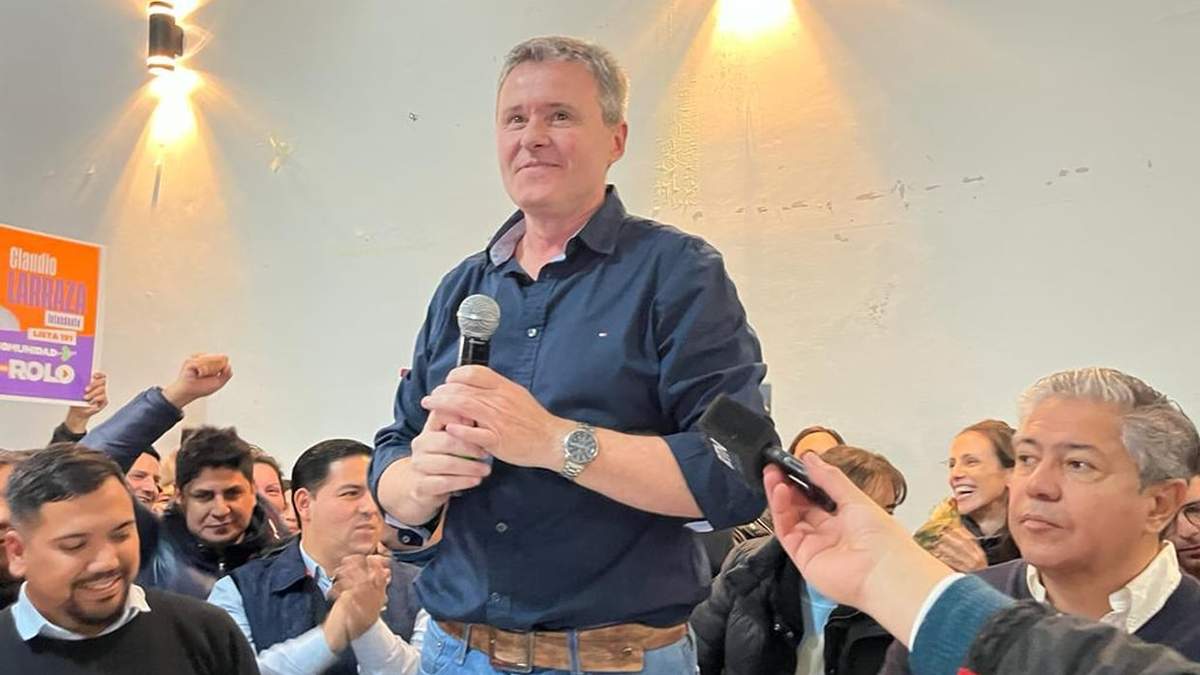 Claudio Larraza será el nuevo intendente de Plaza Huincul. Fuente: (Twitter)