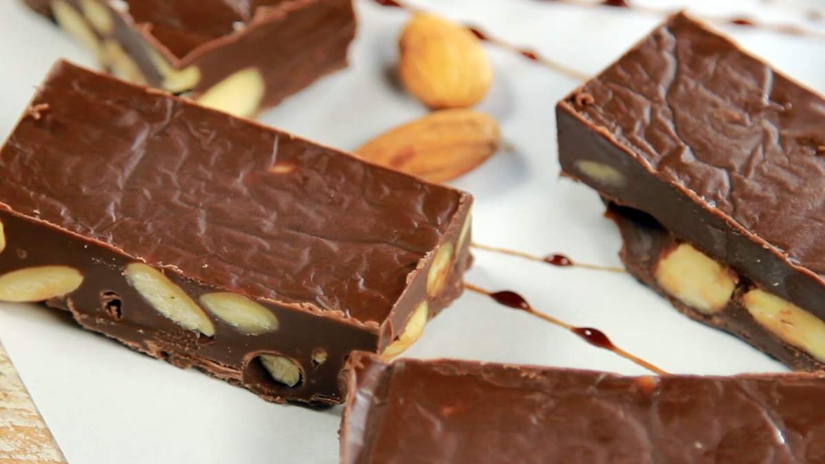 Chocolate y frutos secos. Fuente: (Twitter)